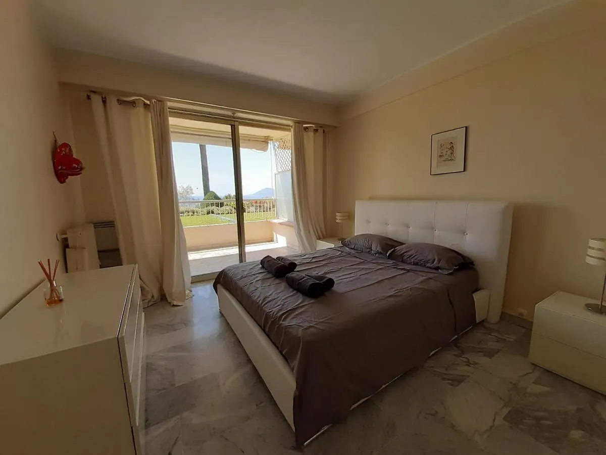 Apartmán Le Renoir Cannes 0*,  Francie